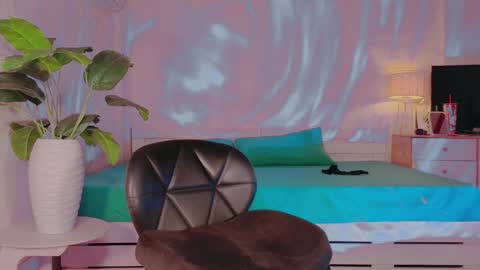 Michelle online show from 22, 1, 2025