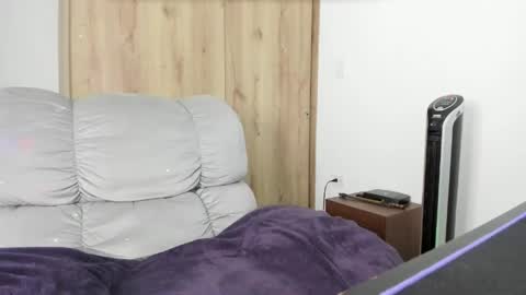 Hellen Sofia instagram hellen5546 online show from 1, 4, 2026