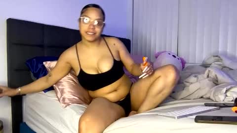Snapshot of xstargazingx chatting on 20, 4, 2026 xStarGazingx online show from 20, 4, 2026