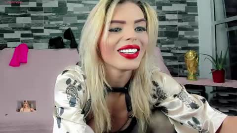Femboy Exotic online show from 7, 7, 2026