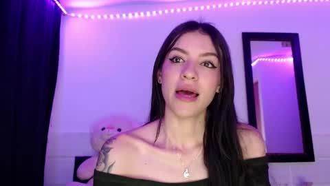 Snapshot of xx_johnson_xx chatting on 24, 4, 2026 VALE online show from 24, 4, 2026