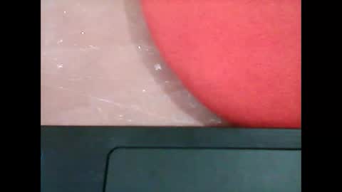 Snapshot of xx_winwin_xx chatting on 10, 12, 2024 Mariel online show from 10, 12, 2024