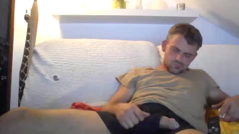 Snapshot of xxdirty_slut_boyxx chatting on 9, 9, 2025 xxdirty_slut_boyxx online show from 9, 9, 2025