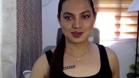 Snapshot of xxjulielovesyouxx chatting on 18, 12, 2024 July online show from 18, 12, 2024