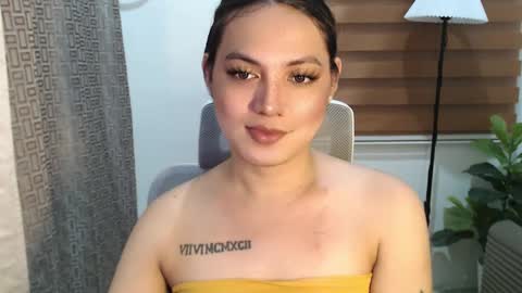 Snapshot of xxjulielovesyouxx chatting on 25, 1, 2025 July online show from 25, 1, 2025