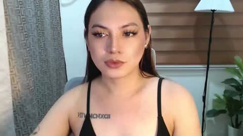 Snapshot of xxjulielovesyouxx chatting on 3, 2, 2025 July online show from 3, 2, 2025