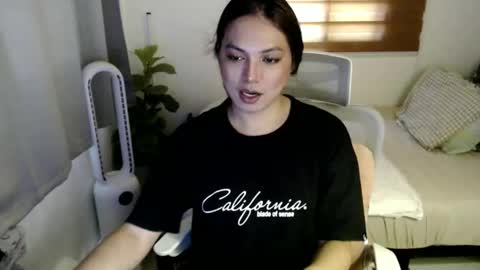 Snapshot of xxjulielovesyouxx chatting on 30, 9, 2025 July online show from 30, 9, 2025