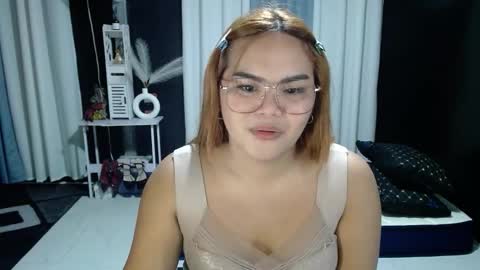 Kylie Smith online show from 17, 12, 2025