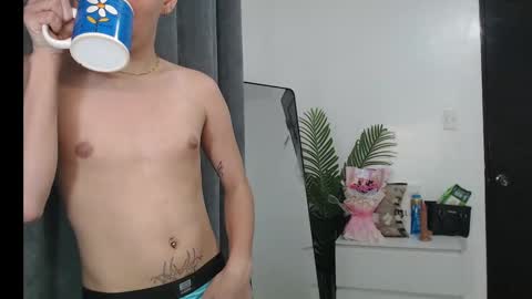 Snapshot of xxsebastian18 chatting on 10, 3, 2025 seb online show from 10, 3, 2025