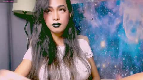 Lara online show from 17, 2, 2025