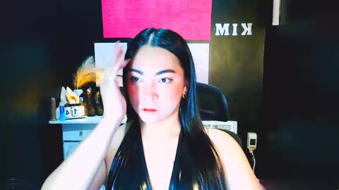 xxslutty kim online show from 14, 12, 2025