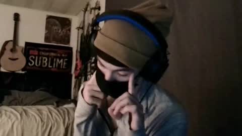 Snapshot of xxwhitefoxx chatting on 4, 3, 2025 David Fox online show from 4, 3, 2025