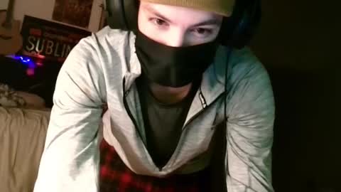 Snapshot of xxwhitefoxx chatting on 7, 3, 2025 David Fox online show from 7, 3, 2025