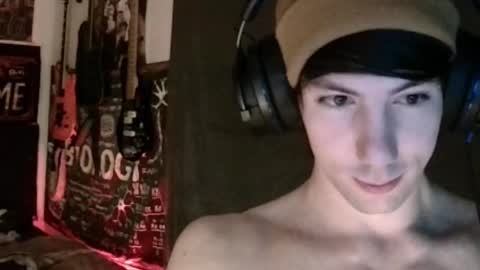 Snapshot of xxwhitefoxx chatting on 7, 3, 2025 David Fox online show from 7, 3, 2025