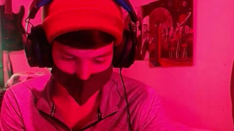 Snapshot of xxwhitefoxx chatting on 16, 10, 2025 David Fox online show from 16, 10, 2025