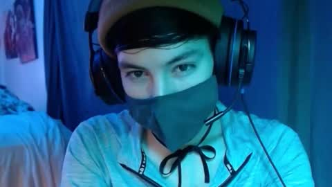 Snapshot of xxwhitefoxx chatting on 31, 10, 2025 David Fox online show from 31, 10, 2025