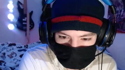 Snapshot of xxwhitefoxx chatting on 3, 2, 2026 David Fox online show from 3, 2, 2026