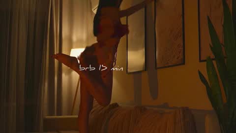 Snapshot of xxx_sunset chatting on 6, 11, 2025 Molly online show from 6, 11, 2025