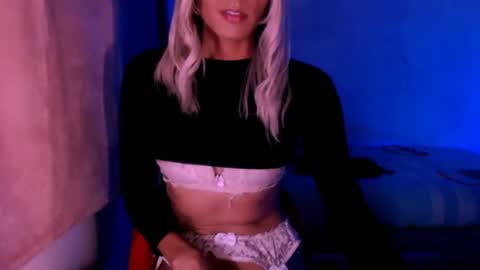Snapshot of xxxanonymousloverxxx chatting on 4, 7, 2026 Chiara online show from 4, 7, 2026