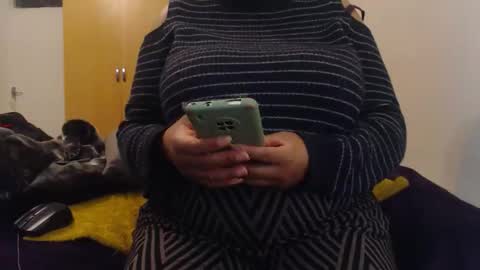 Ayanda online show from 6, 11, 2025