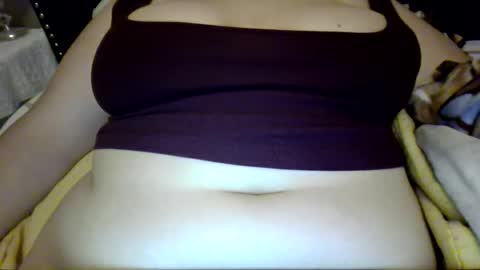 Snapshot of xxxmooui chatting on 14, 4, 2026 Elle online show from 14, 4, 2026