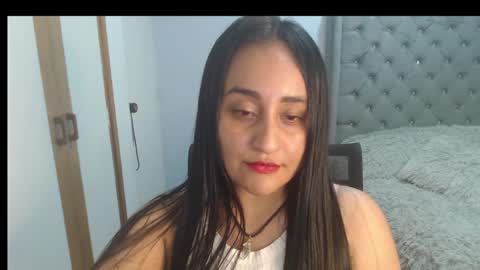 Lunhaa   online show from 9, 3, 2025