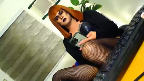 QueenMarina online show from 26, 5, 2026