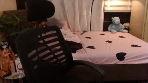 Snapshot of xyourtastyprincess chatting on 5, 2, 2025 Angela online show from 5, 2, 2025