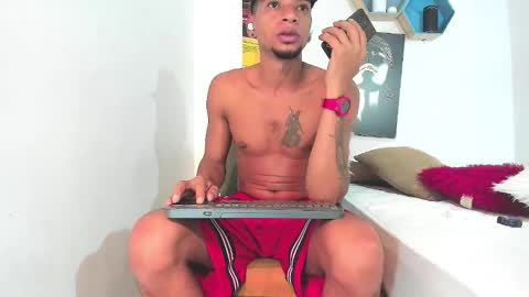 Sr. Y0ung Master online show from 28, 10, 2025