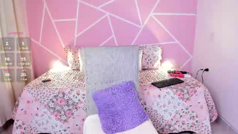 Snapshot of yaky_ chatting on 26, 6, 2026 Yakeline online show from 26, 6, 2026