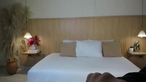 Snapshot of yalezka_ chatting on 17, 6, 2026 Yalezka online show from 17, 6, 2026