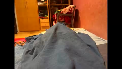 yamines online show from 1, 10, 2025