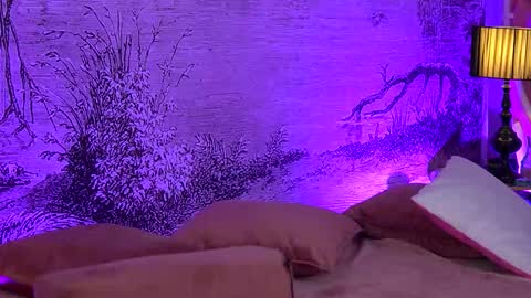 Yamira online show from 8, 11, 2025