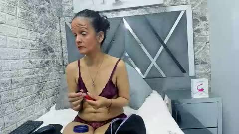Snapshot of yanetrose chatting on 18, 1, 2026 yanetrose online show from 18, 1, 2026