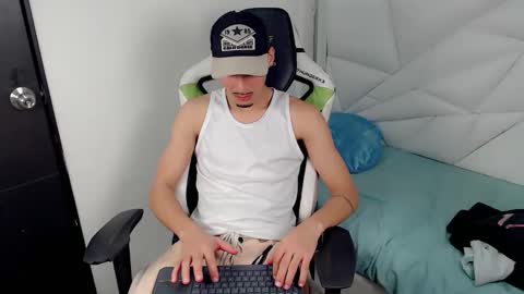 Snapshot of yankees_ chatting on 17, 11, 2025 DANILO P online show from 17, 11, 2025