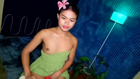 Snapshot of yanna_cassanova chatting on 9, 7, 2026 yanna_cassanova online show from 9, 7, 2026