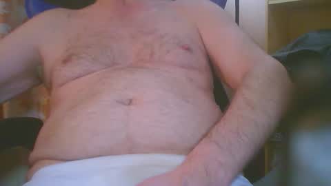 Snapshot of yapamature chatting on 10, 4, 2026 dupuy online show from 10, 4, 2026