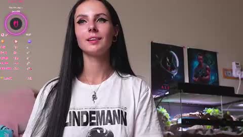 Snapshot of yaraliebe chatting on 29, 7, 2026 Yara online show from 29, 7, 2026