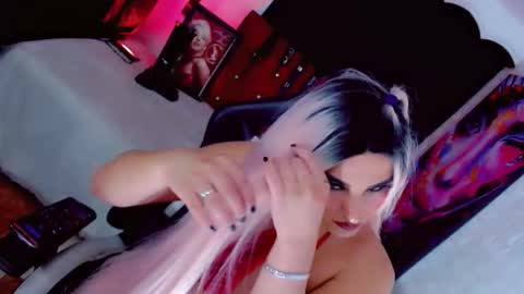 yarethrousss online show from 6, 2, 2026