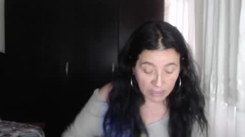 yasmin_love85 online show from 2, 12, 2024