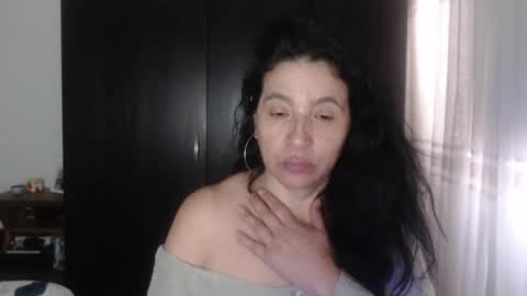 yasmin_love85 online show from 11, 12, 2024
