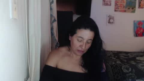 yasmin_love85 online show from 28, 2, 2025