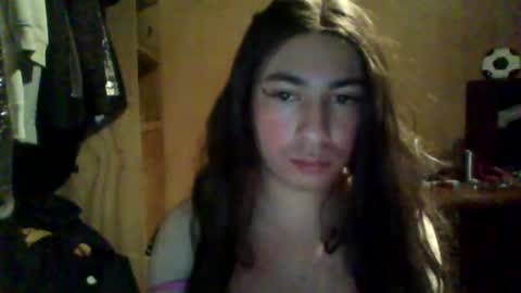Snapshot of yasmin_paez23 chatting on 18, 1, 2025 Yasmin Paez online show from 18, 1, 2025