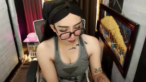 yassiered online show from 10, 4, 2026