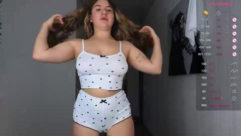 Yasyaa  online show from 30, 12, 2024