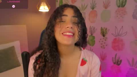 Snapshot of yaya23x chatting on 26, 11, 2025 yaya23x online show from 26, 11, 2025