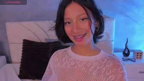 Snapshot of yazmin_rouse_ chatting on 22, 6, 2026 yazmin online show from 22, 6, 2026