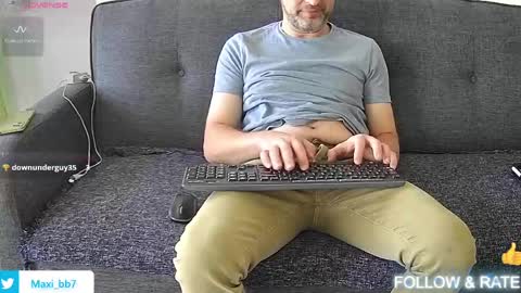 Snapshot of ydk7 chatting on 26, 5, 2026 Maxi online show from 26, 5, 2026