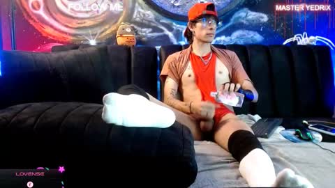 Snapshot of yedrix20 chatting on 22, 11, 2025 MASTER YEDRIX online show from 22, 11, 2025