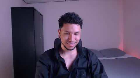 Snapshot of yeff_stone chatting on 23, 9, 2025 yeff online show from 23, 9, 2025